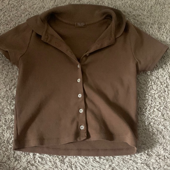 Brandy Melville Tops - brown brandy melville collared preppy shirt
